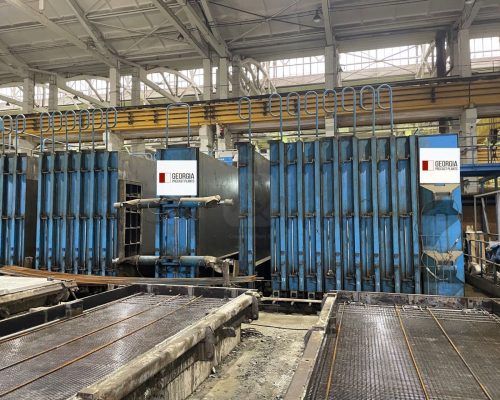 Elematic battery mould